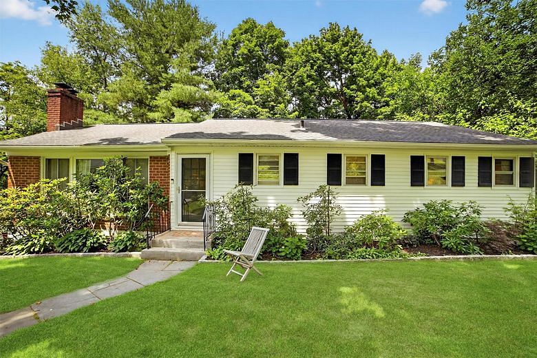 21 Tappan Terrace