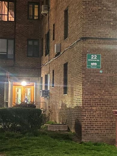 22 Metropolitan Oval #5G