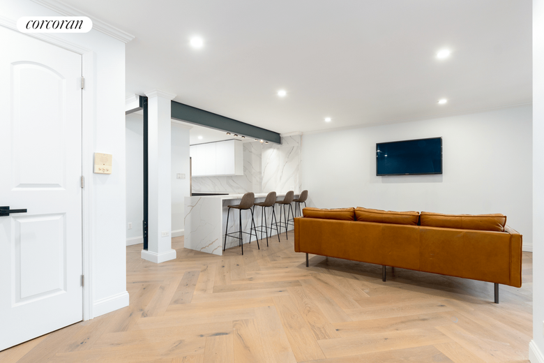 2251 Plumb 1st Street #1H