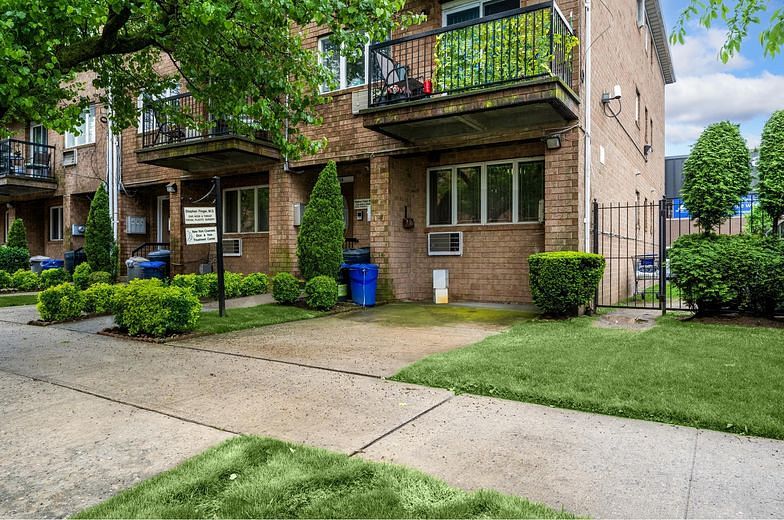 2256 Hendrickson Street #P1