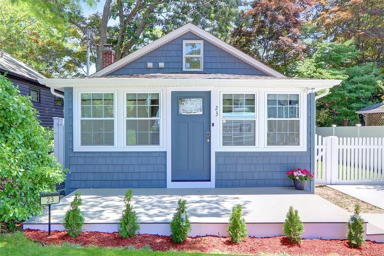 23 Eastport Drive