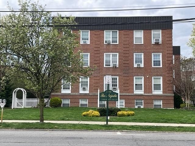 230 Central Ave #1C