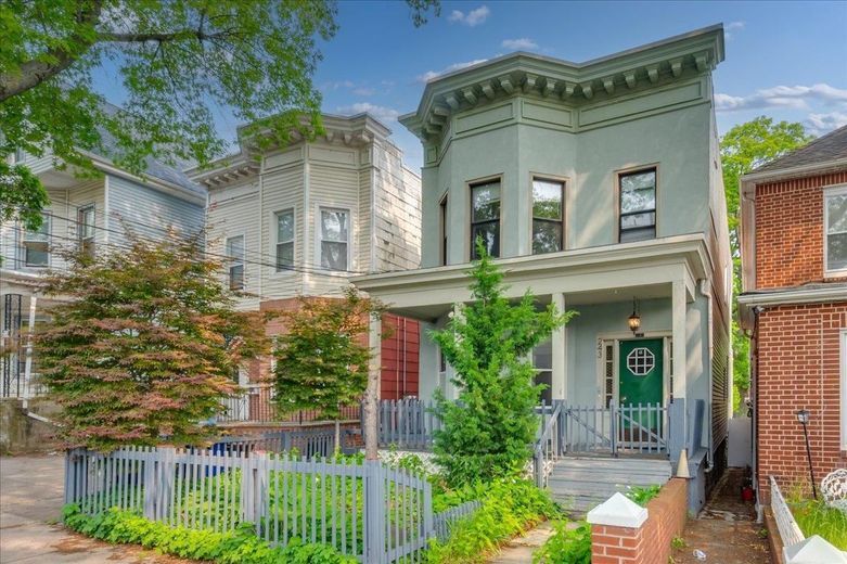 243 E 234th Street