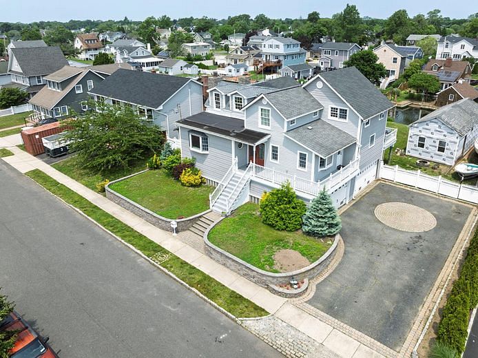 25 Meadow Lane