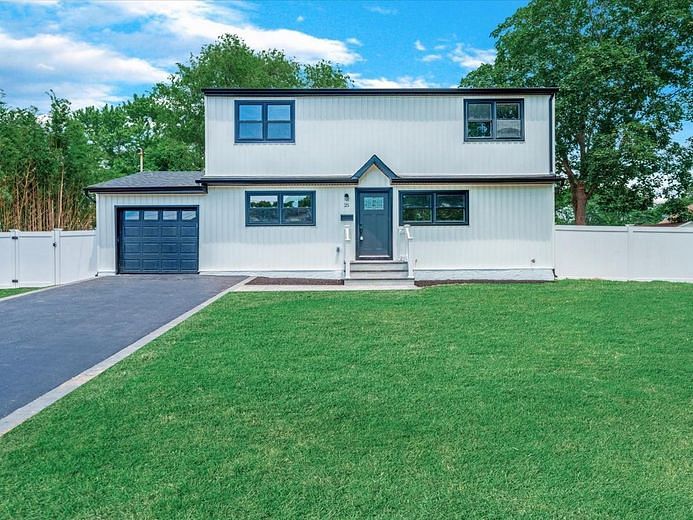 25 Riverdale Avenue