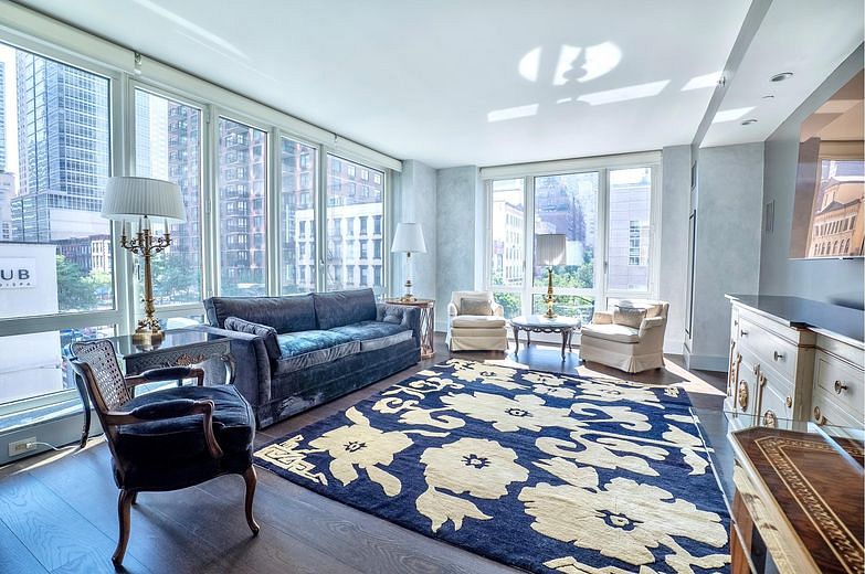 250 East 53rd Street #504