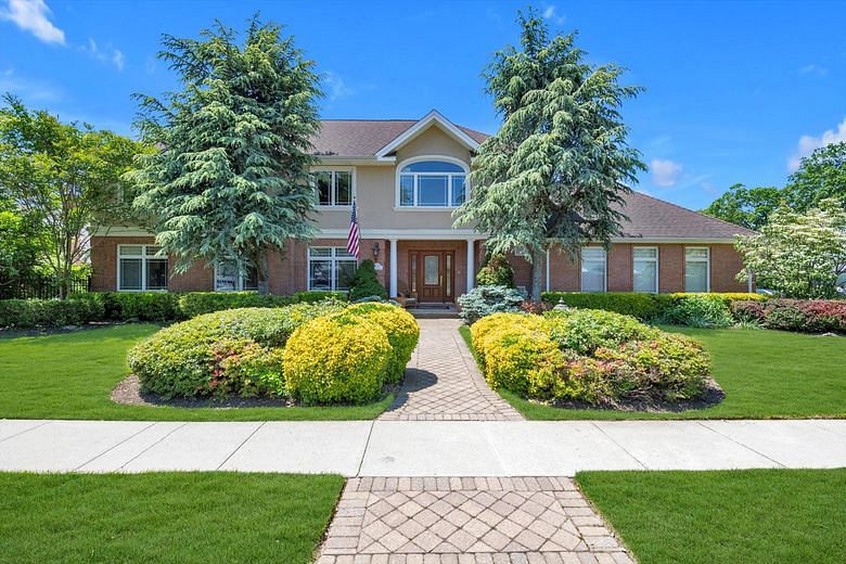 251 Wilmot Drive