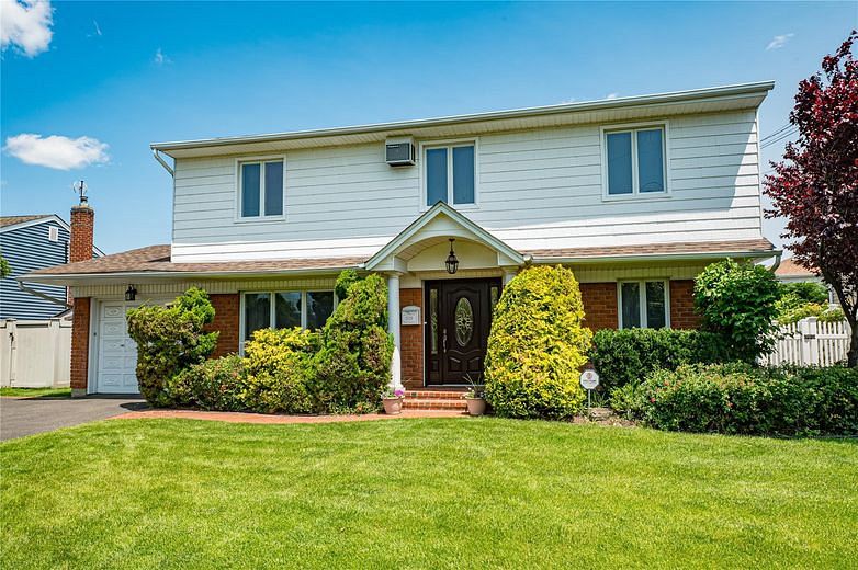 2529 Kerry Lane