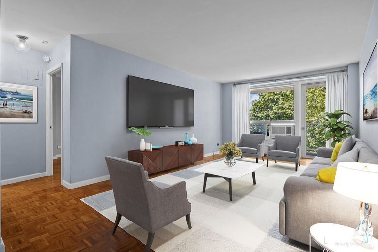 2575 Palisade Avenue #2J