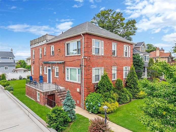 261 Beach 141st Street