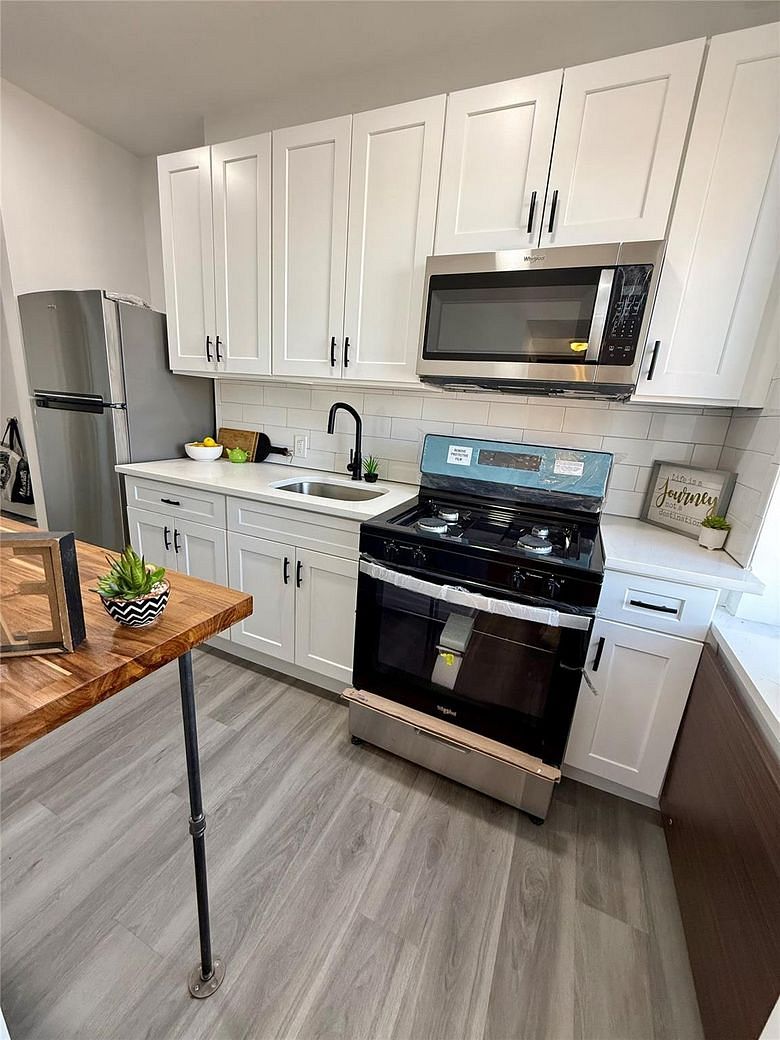 2630 Kingsbridge Terrace #1V