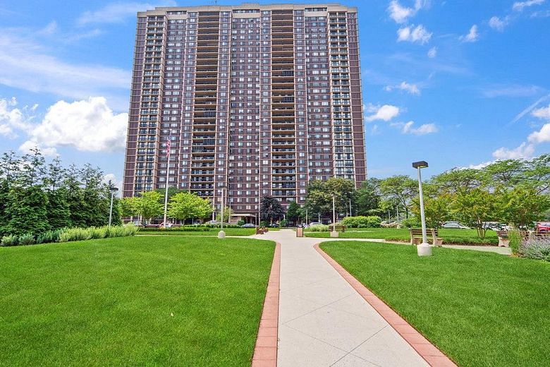 270-10 Grand Central Parkway #12-G