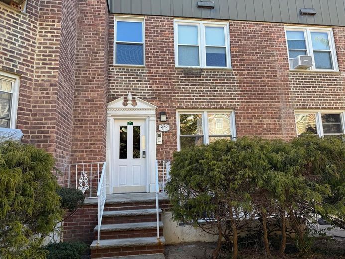279 Cedarhurst Avenue #G-6