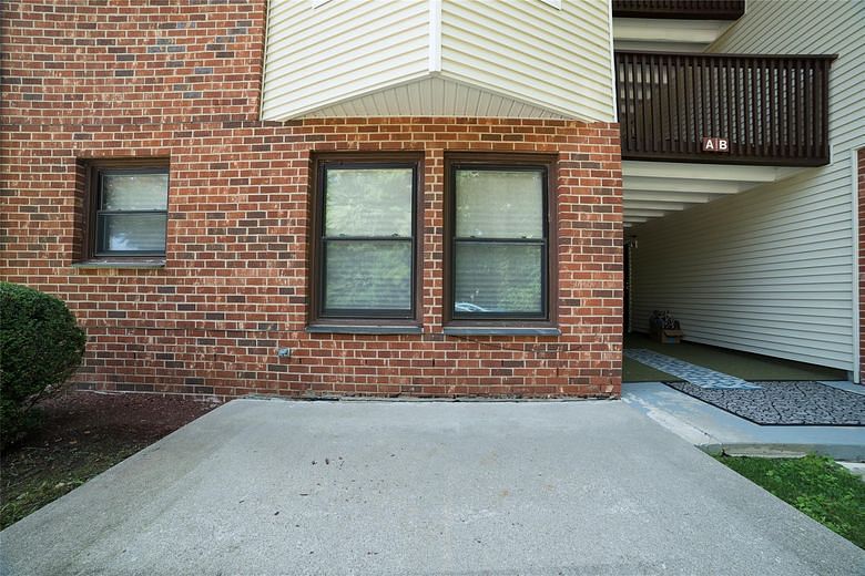27A Walden Court #A
