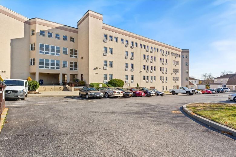 280 Lowndes Avenue #305G
