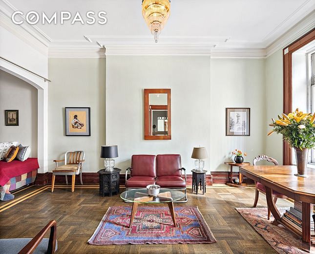 284 Fifth Avenue #5F