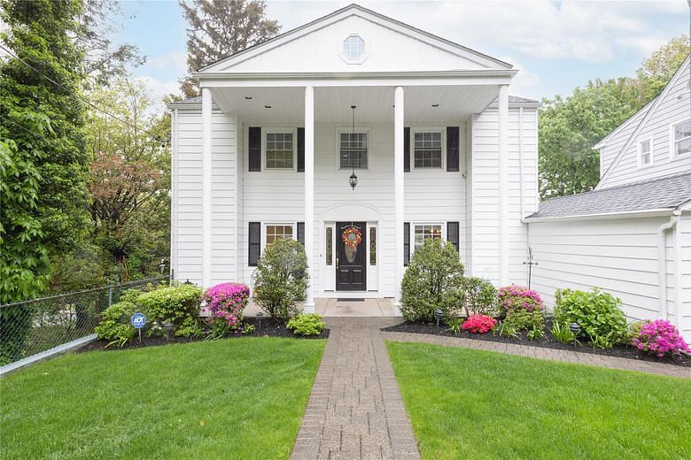29 Chatfield Road