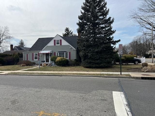 295 Ivy Avenue