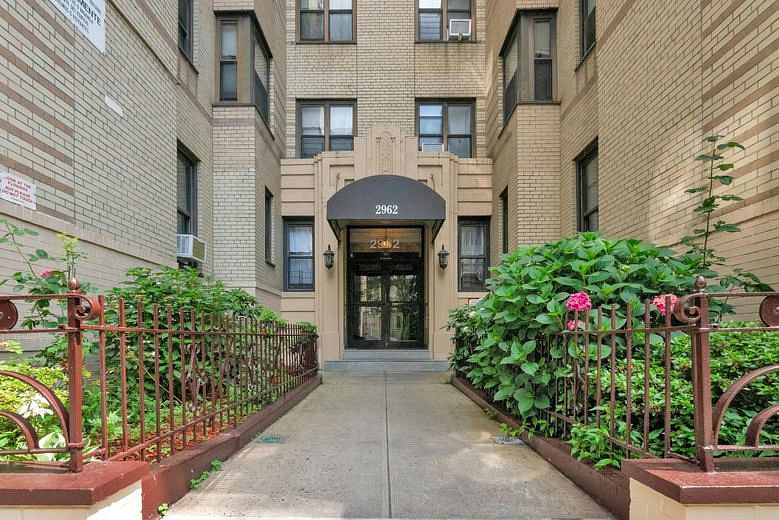 2962 Decatur Avenue #1C