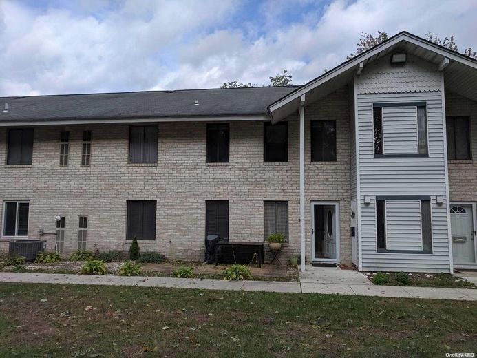 3 and 4 Juniper Court #3-4