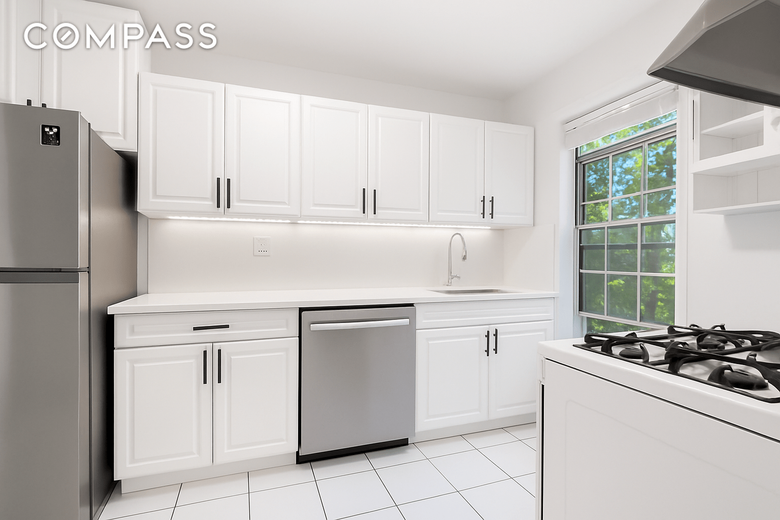 30-31 Hobart Street #3L