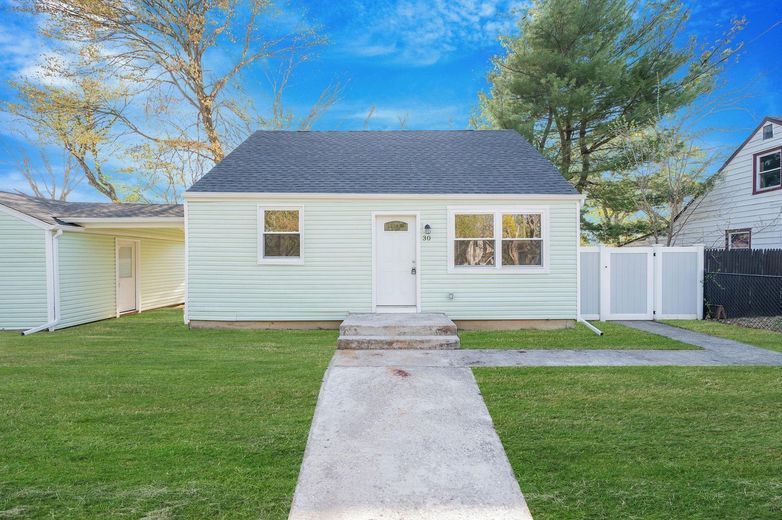 30 Winter Avenue