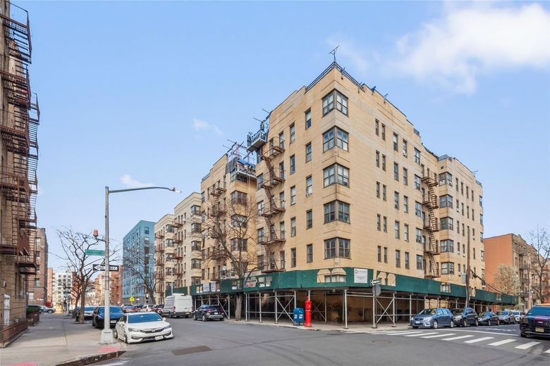 3000 Valentine Avenue #5G