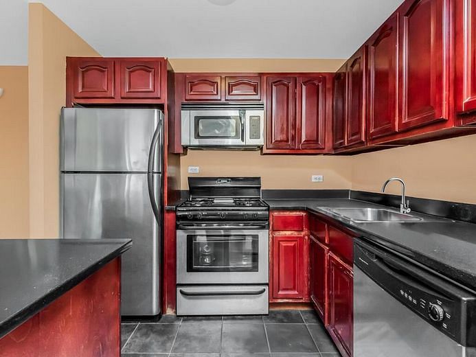 301 West 118th Street #7H