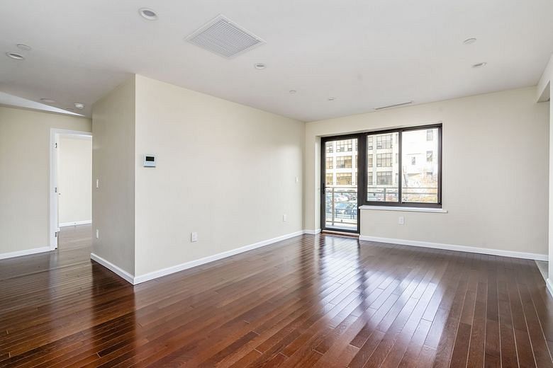 31-19 37th Avenue #3B