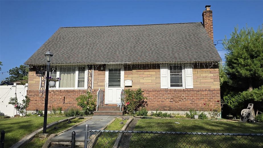 311 Travis Avenue