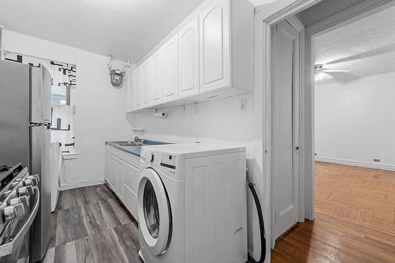 3279 Hull Avenue #18