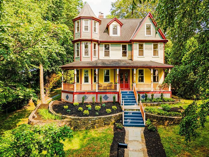 33 Ridge Road