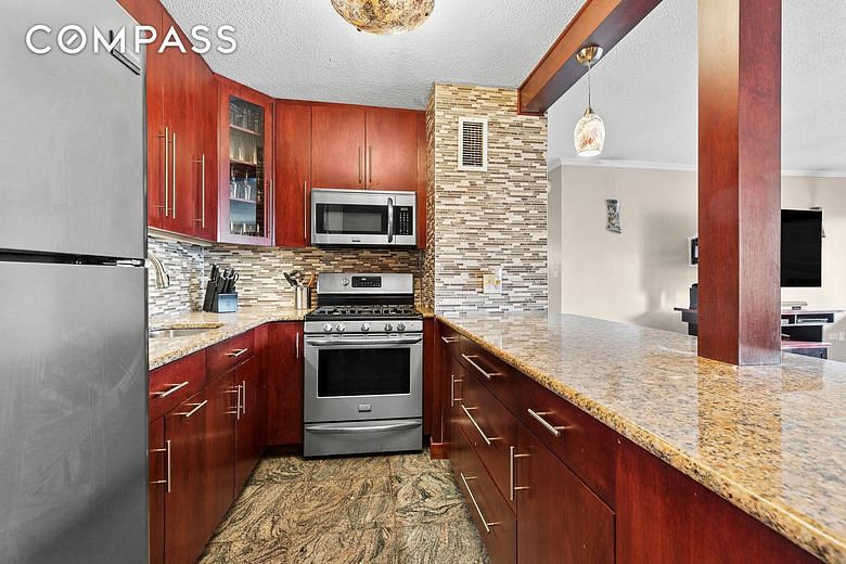 333 Pearl Street #6K