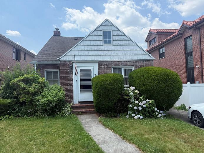 35-16 203 Street