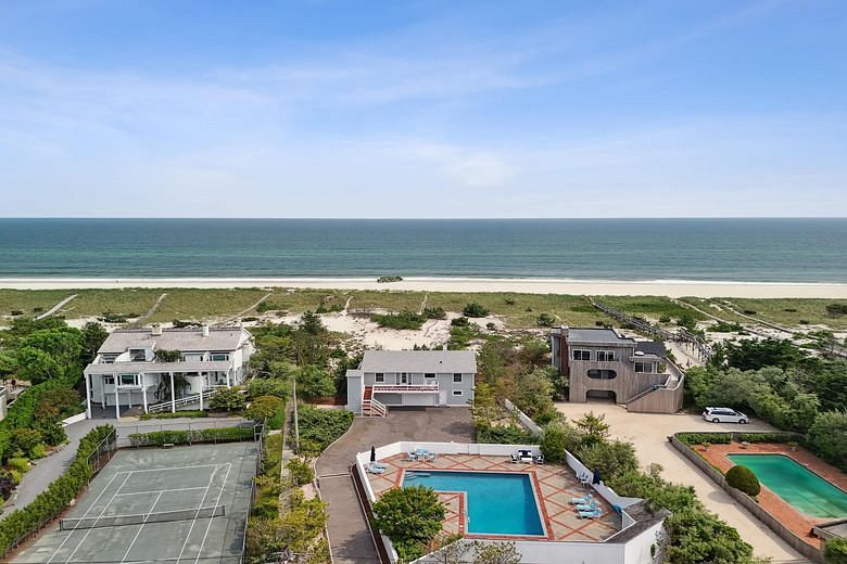 355 Dune Rd