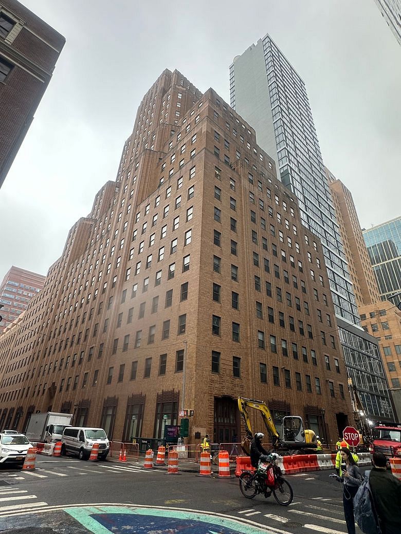 365 Bridge Street #9H