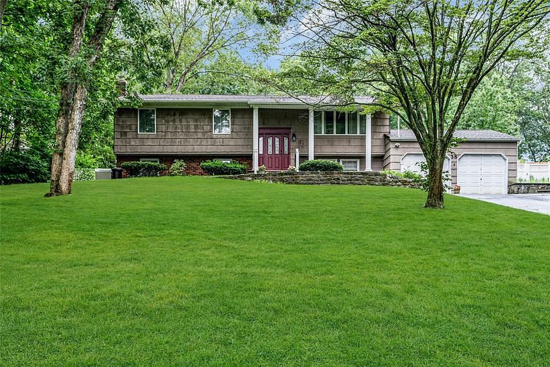38 McArthur Lane