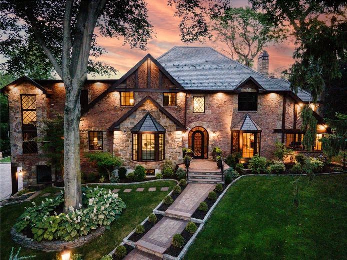 38 Soundview Crest