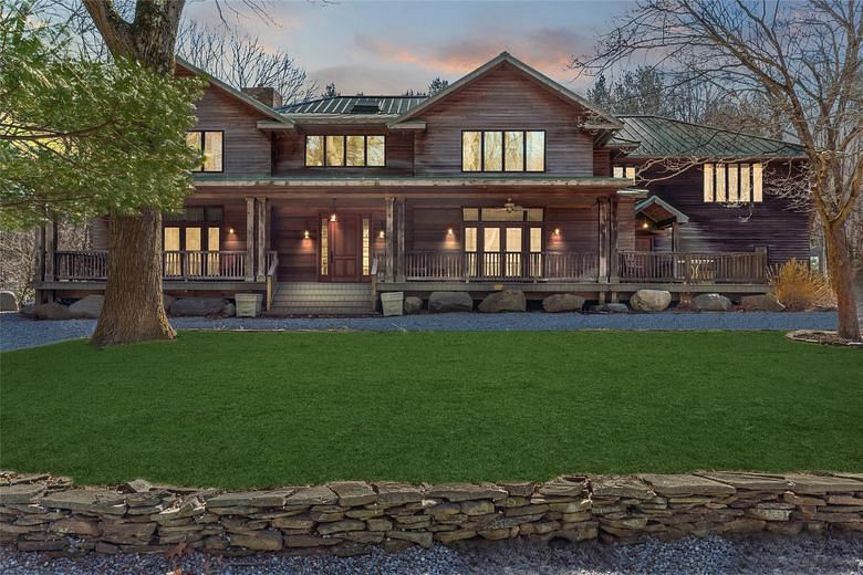 4 Elfland Court