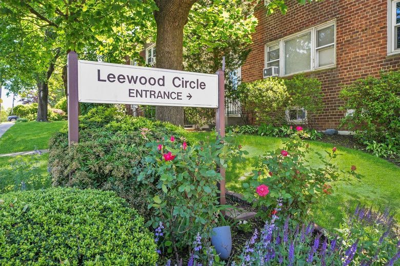 4 Leewood Circle #4L