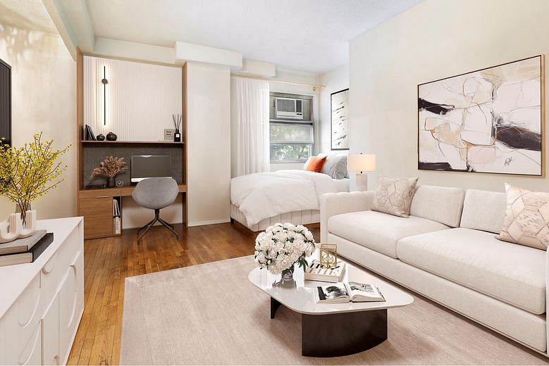 4 Lexington Avenue #2E