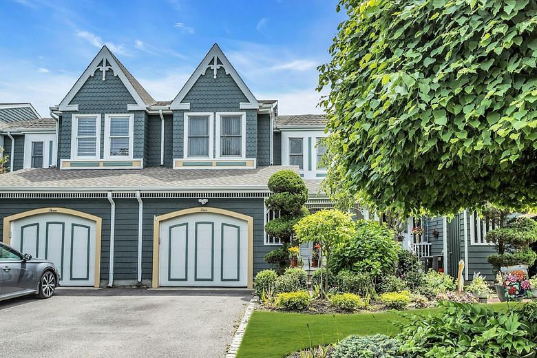 4 Victoria Drive
