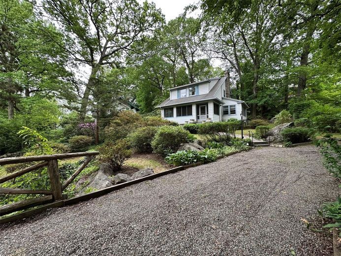 40 Pine Brook Drive