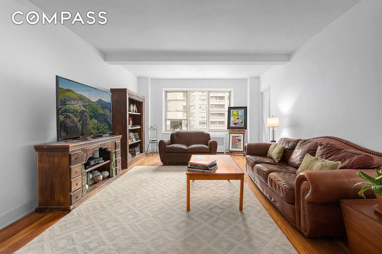 400 East 52nd Street #7A