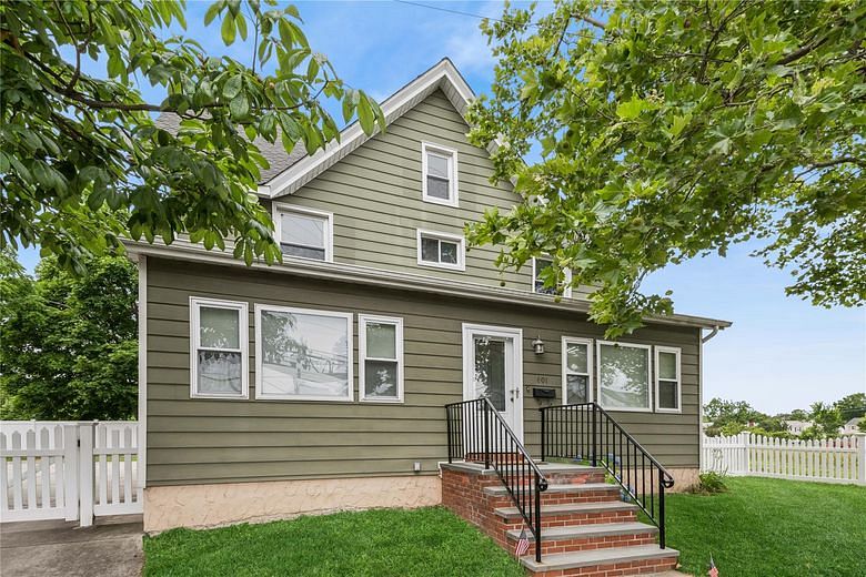 401 Ocean Avenue