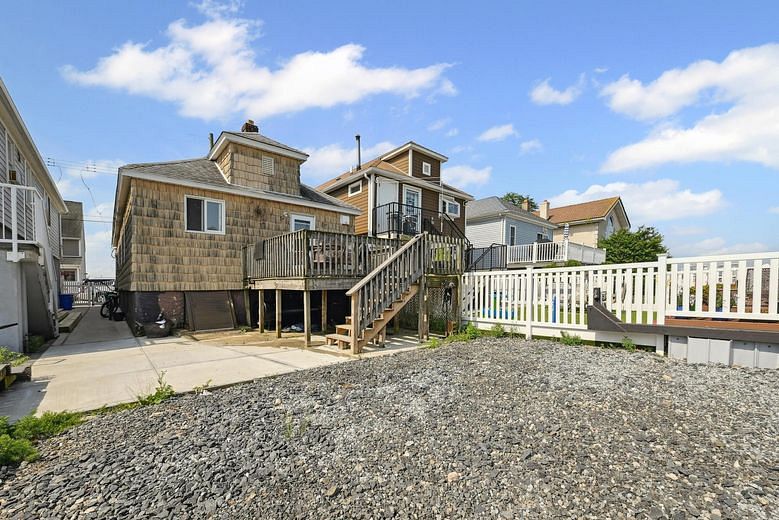 41 W 15th Road
