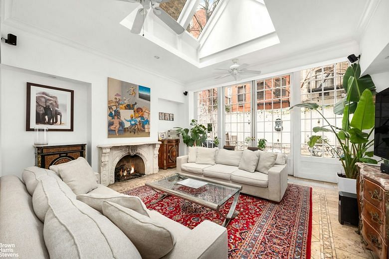 412 East 89th Street