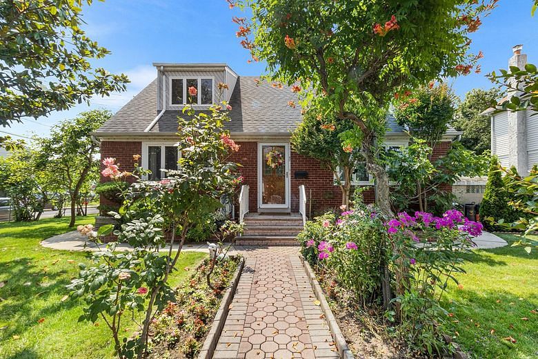42 Evans Avenue