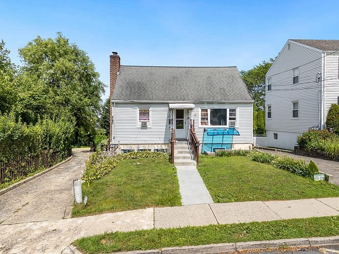 42 Jefferson Avenue