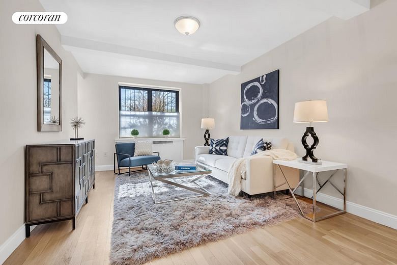 425 Central Park West #1D